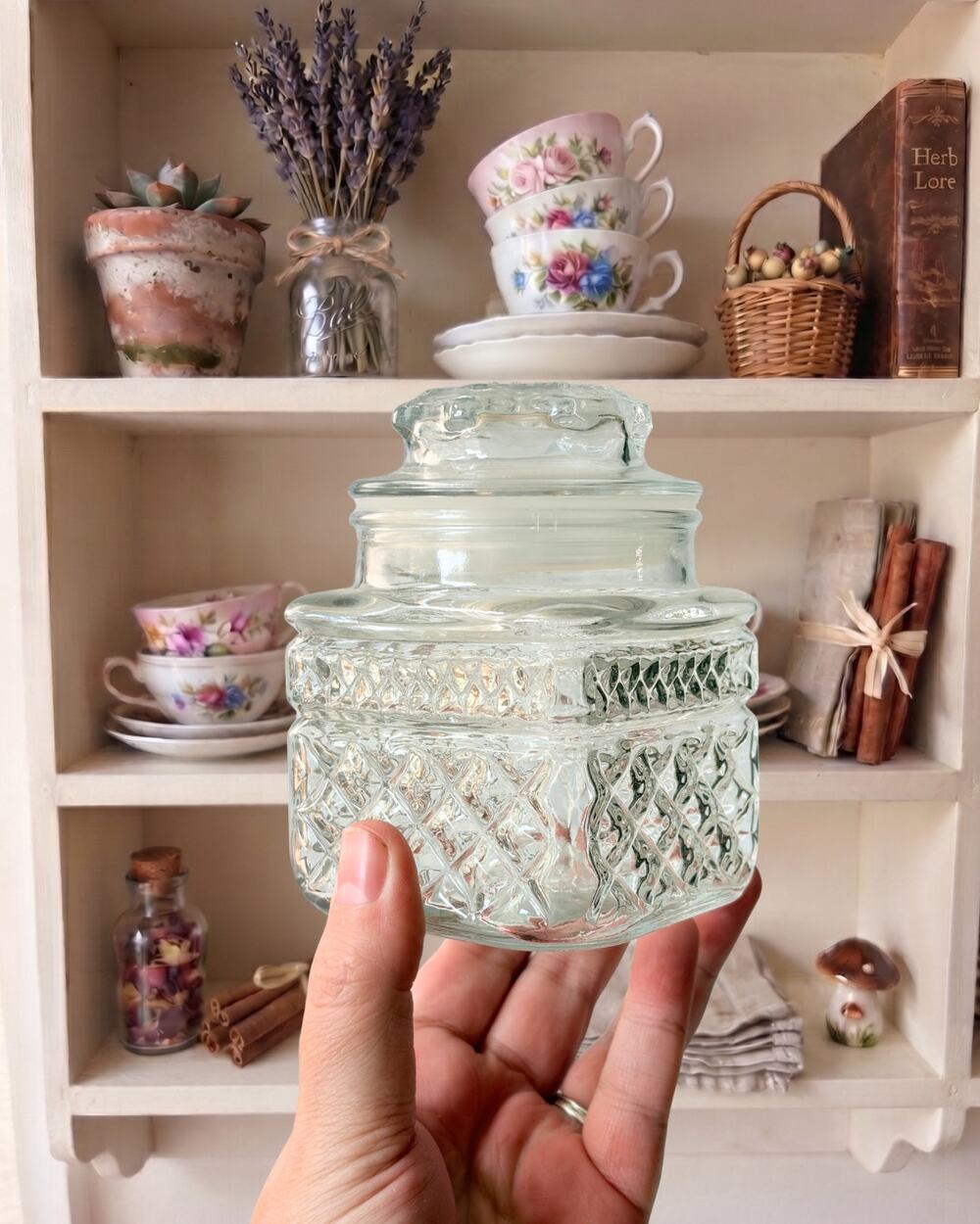Vintage Anchor Hocking Wexford Clear Glass Canister